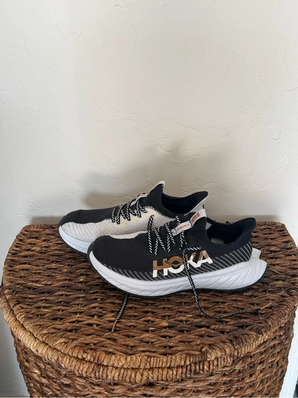 Women’s Hoka One One Carbon X 3